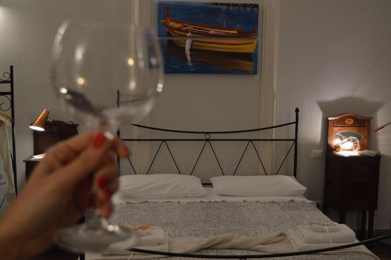 Bed and Breakfast Bed, Book & Breakfast Landolina à Catane Extérieur photo
